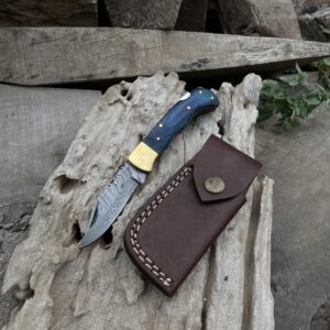 Folding Knives